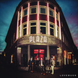 Lovebugs – Live at the Plaza